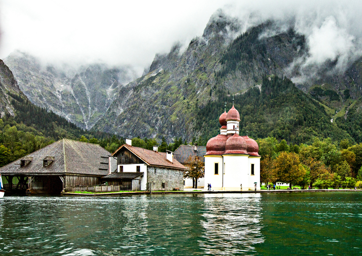 Ngày 06: Main River Village